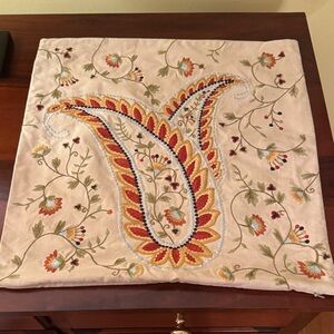 Pottery Barn Crewel Embroidered Floral Lumbar Pillow Cover